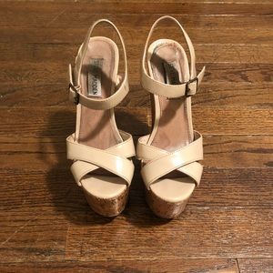 Steve Madden Nude Wedges